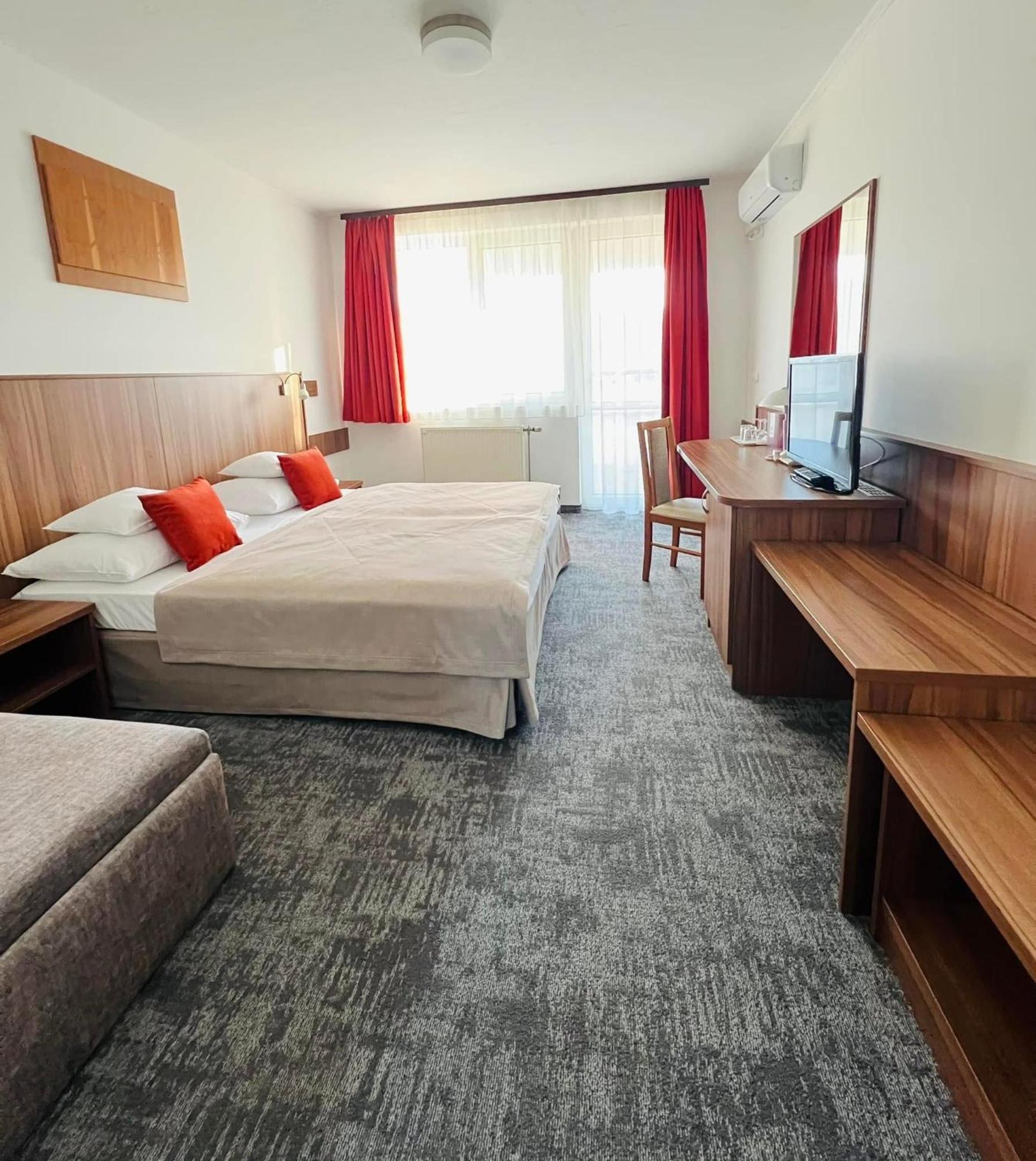 Art Hotel superior Zalakaros Esterno foto