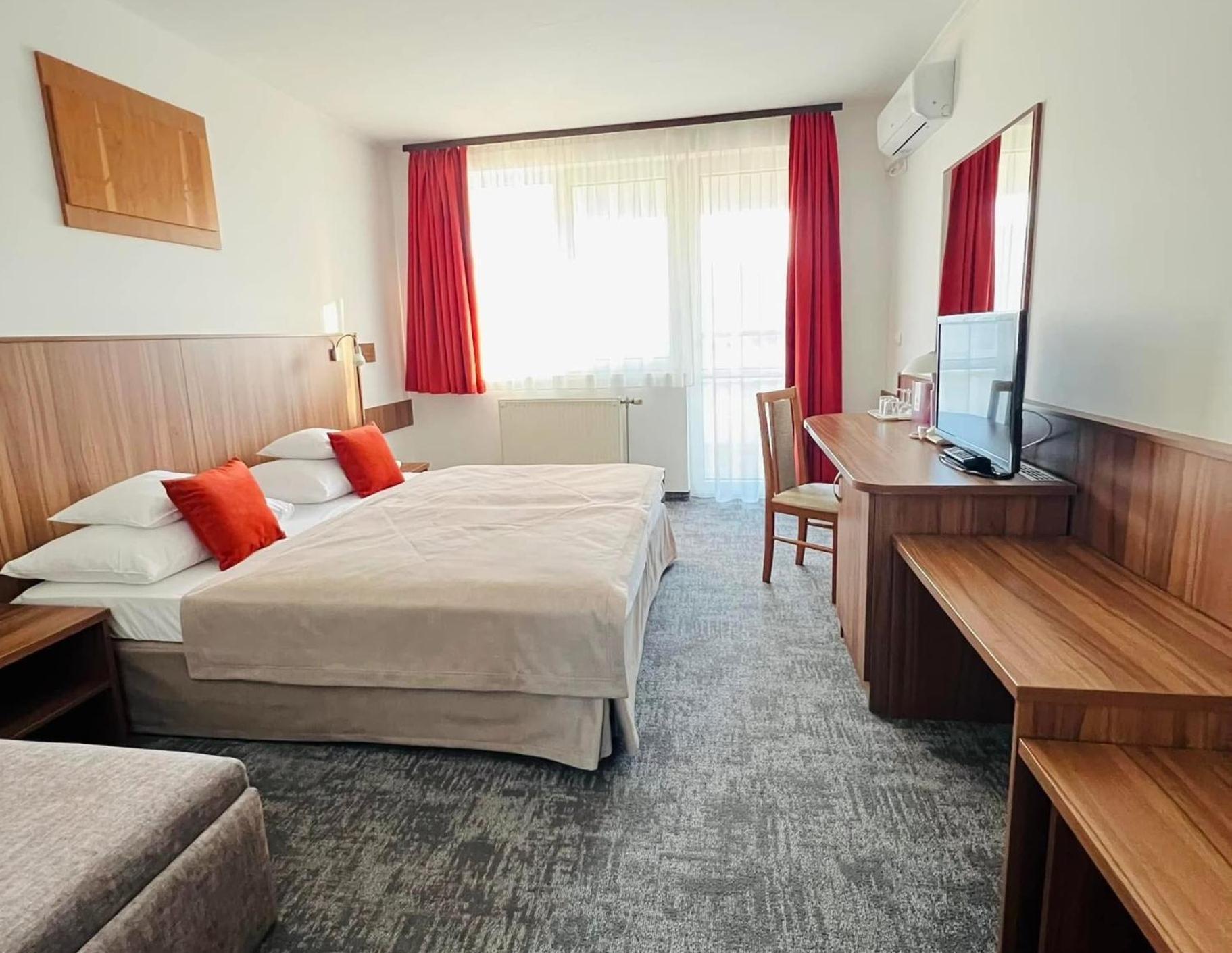 Art Hotel superior Zalakaros Esterno foto